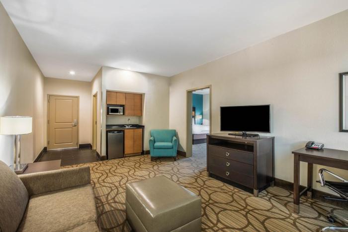 spark by hilton little rock west