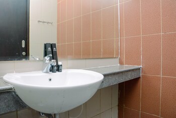 best location 1br apartment at atlanta residences