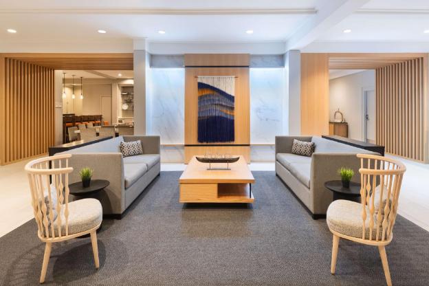 radisson hotel nashville airport