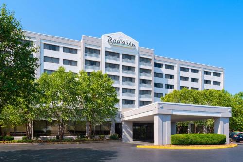 radisson hotel nashville airport