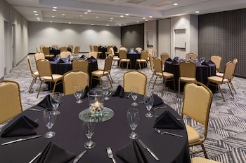 radisson hotel nashville airport