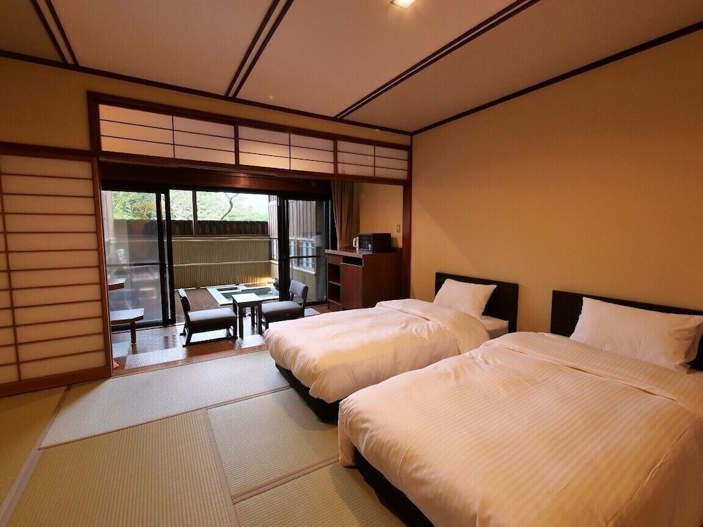 hakonekowakien mikawayaryokan