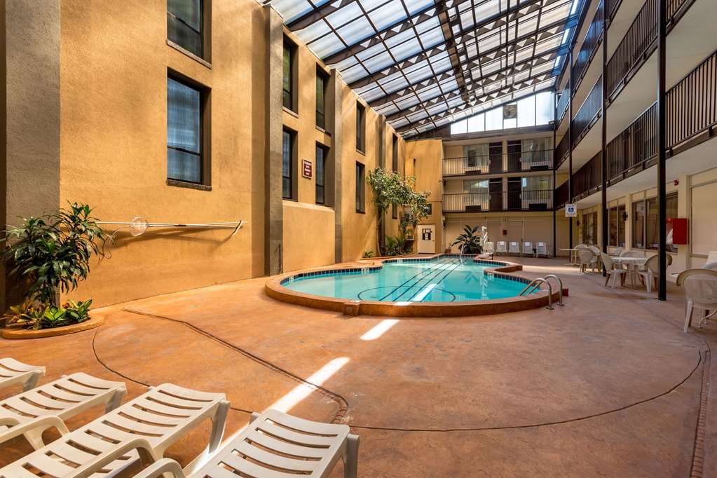 comfort inn and suites nashville stadium