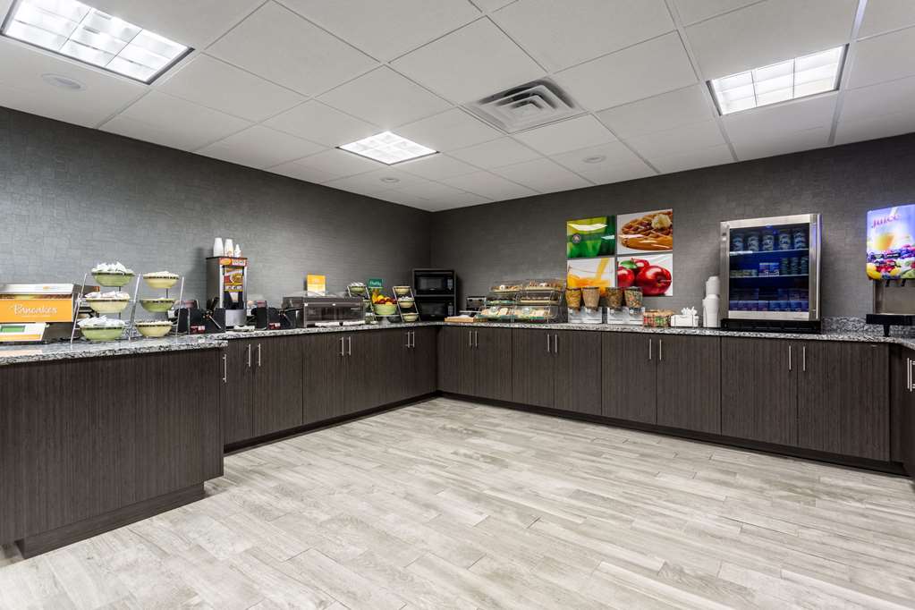 comfort inn and suites nashville stadium