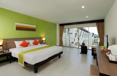 Kata Sea Breeze Resort,Kata>>Karon,4 star