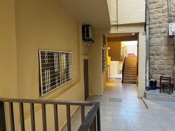 madaba inn