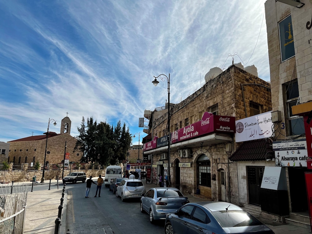 madaba inn