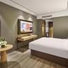 crystal orange hotel shanghai hongqiao hub railway station