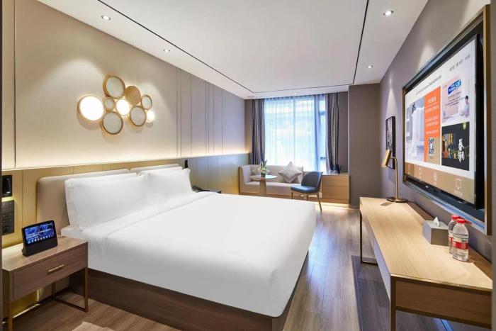 crystal orange hotel shanghai hongqiao hub railway station