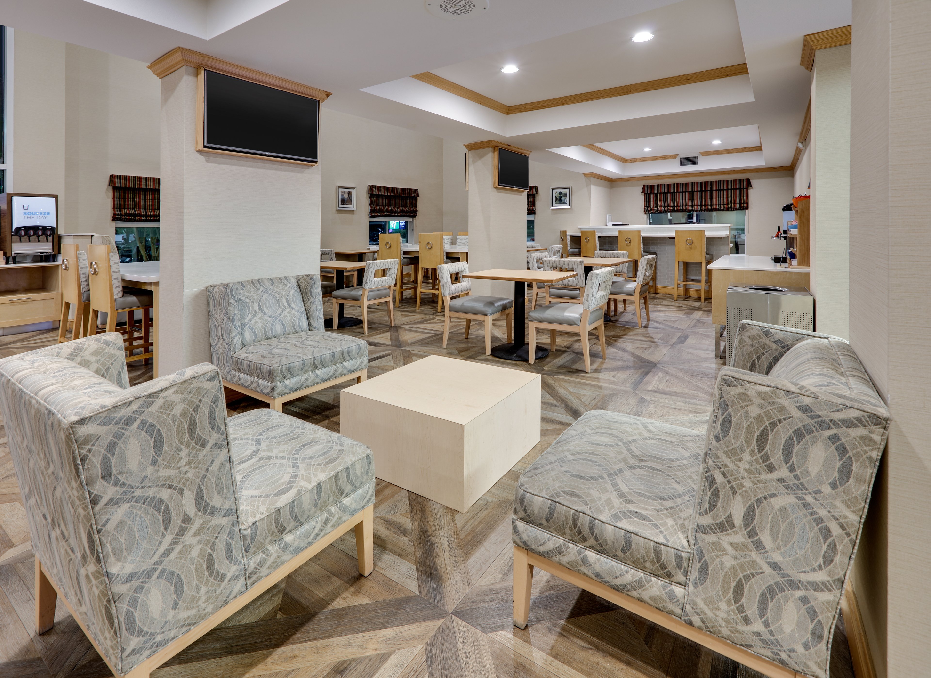holiday inn express and suites san antonio brooks