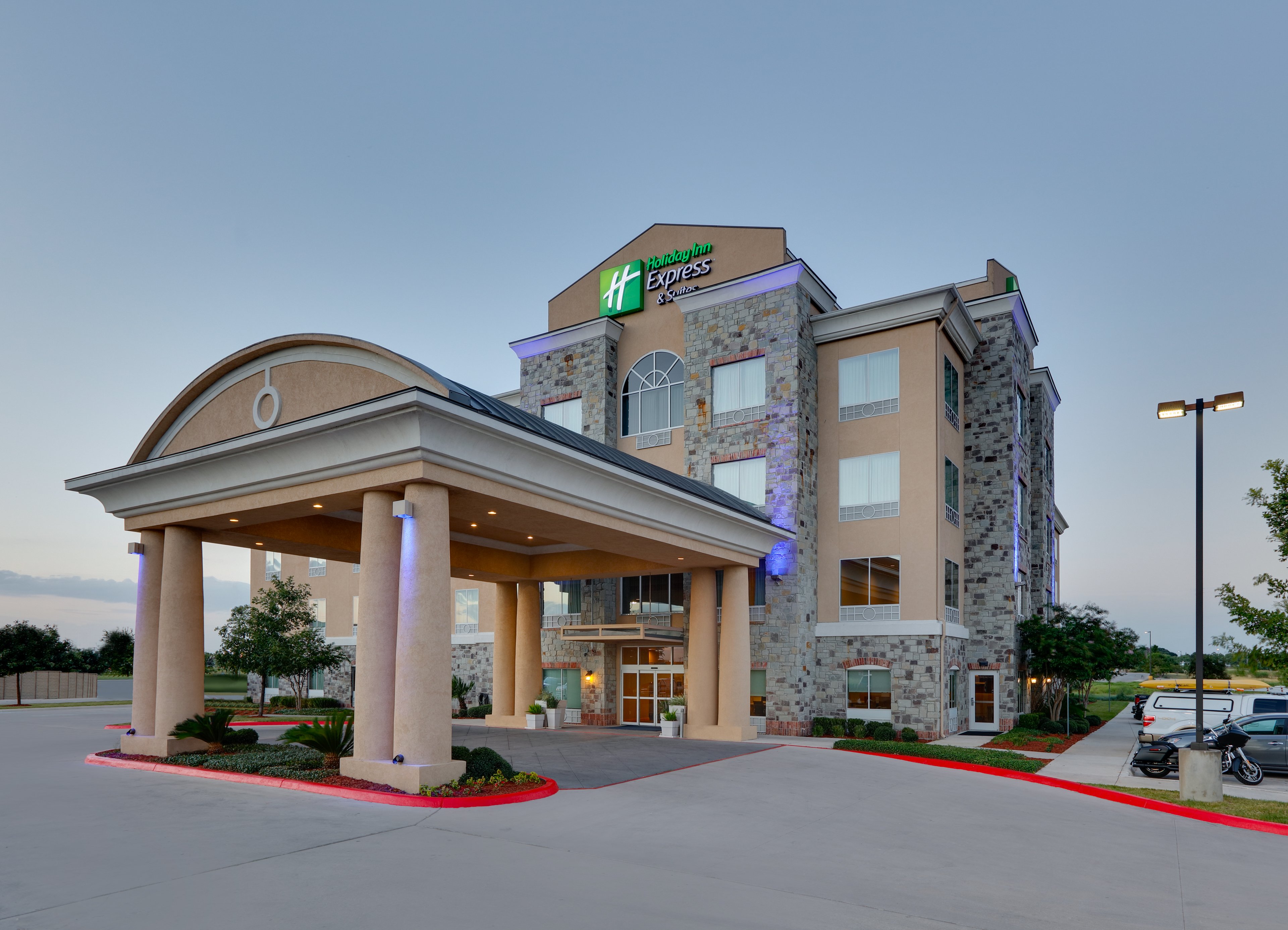 holiday inn express and suites san antonio brooks