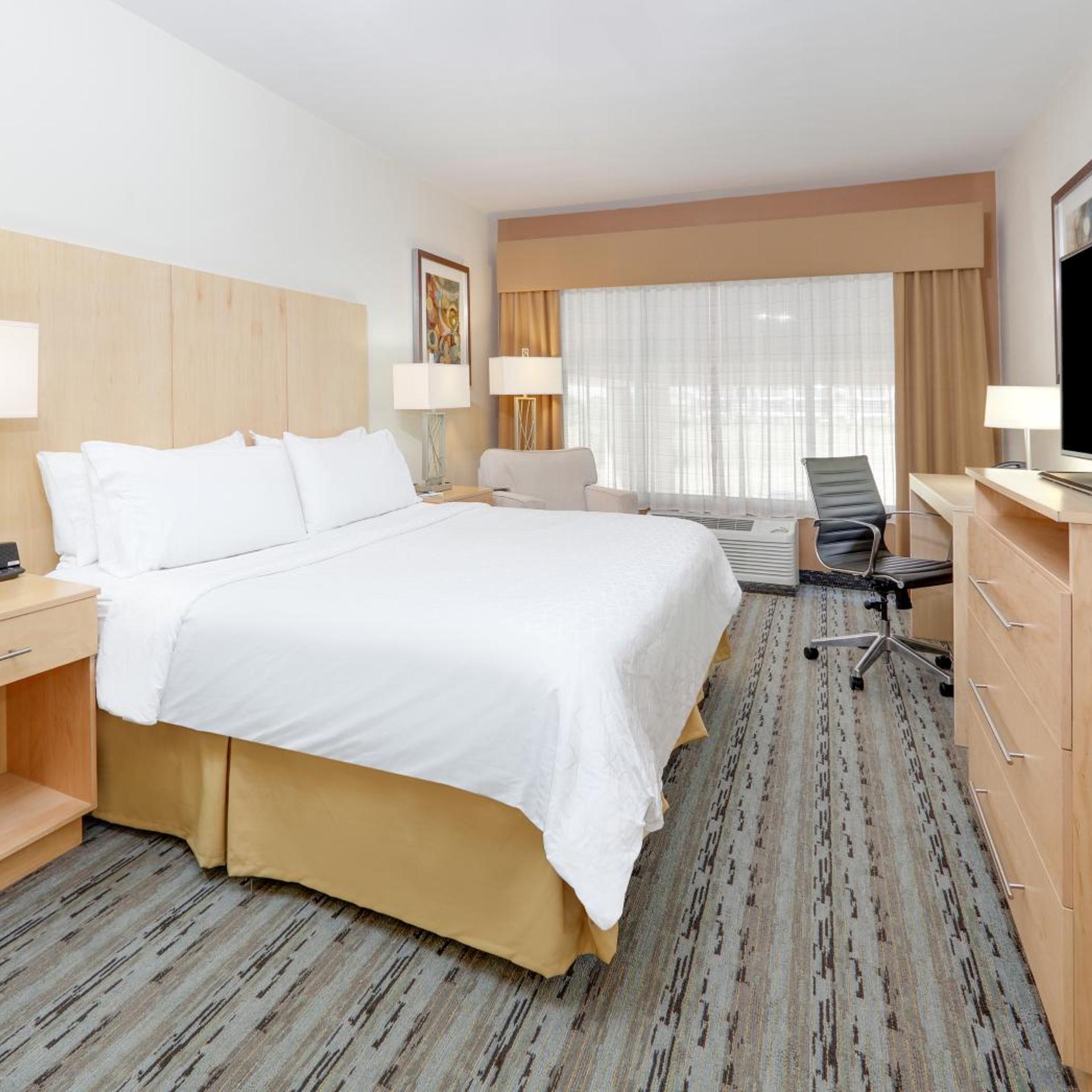 holiday inn express and suites san antonio brooks