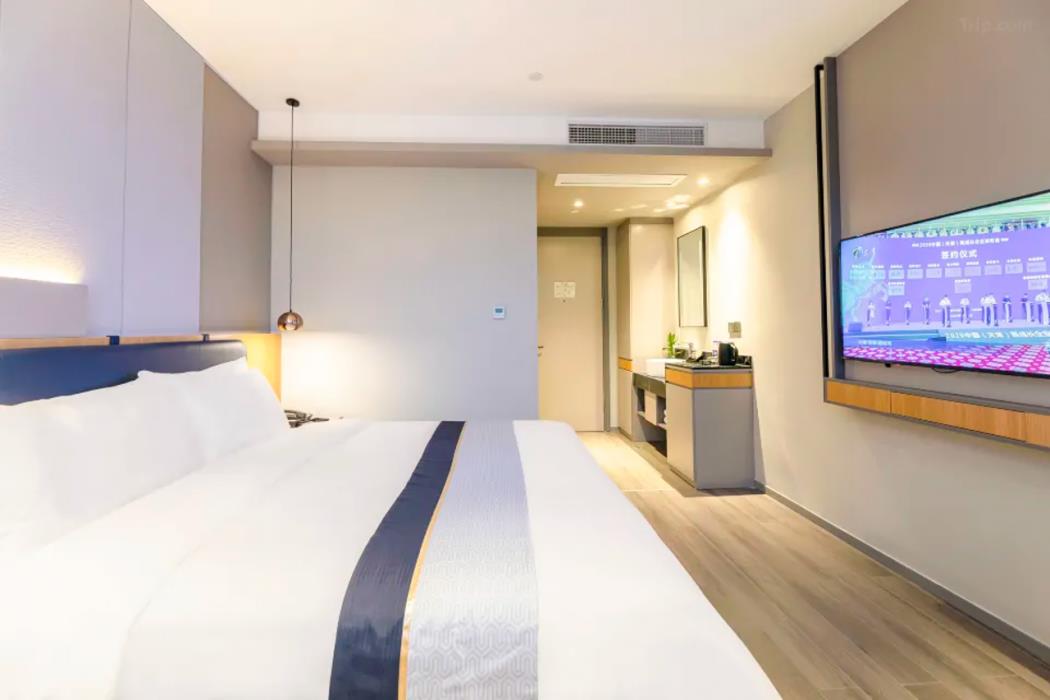 home inn selected ningbo airport outlets
