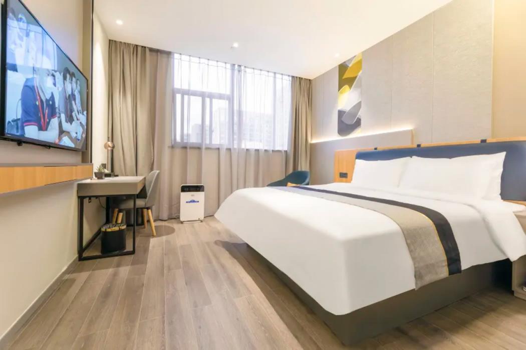 home inn selected ningbo airport outlets