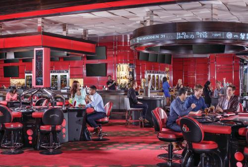 the linq hotel experience