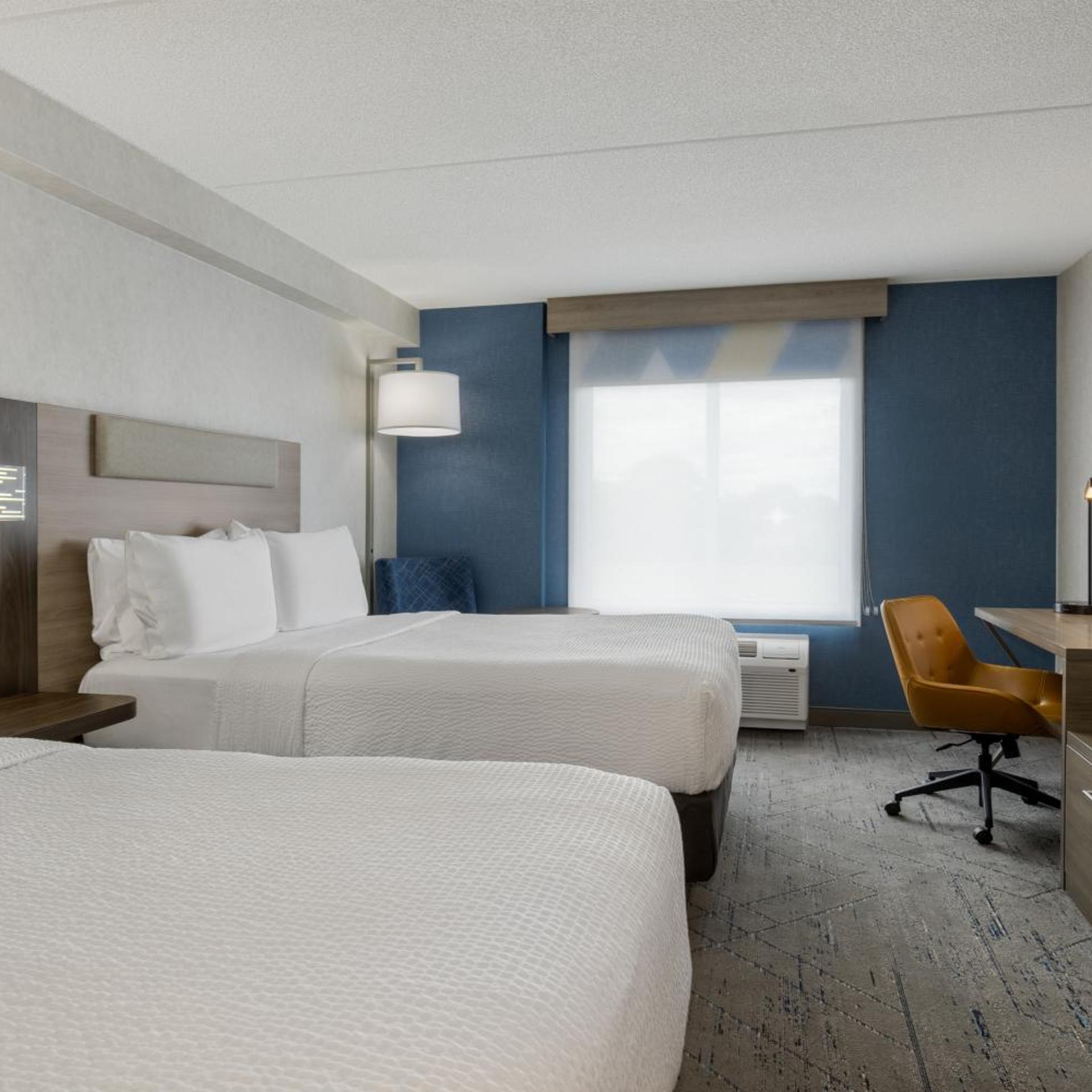 holiday inn express and suites ottawa east orleans