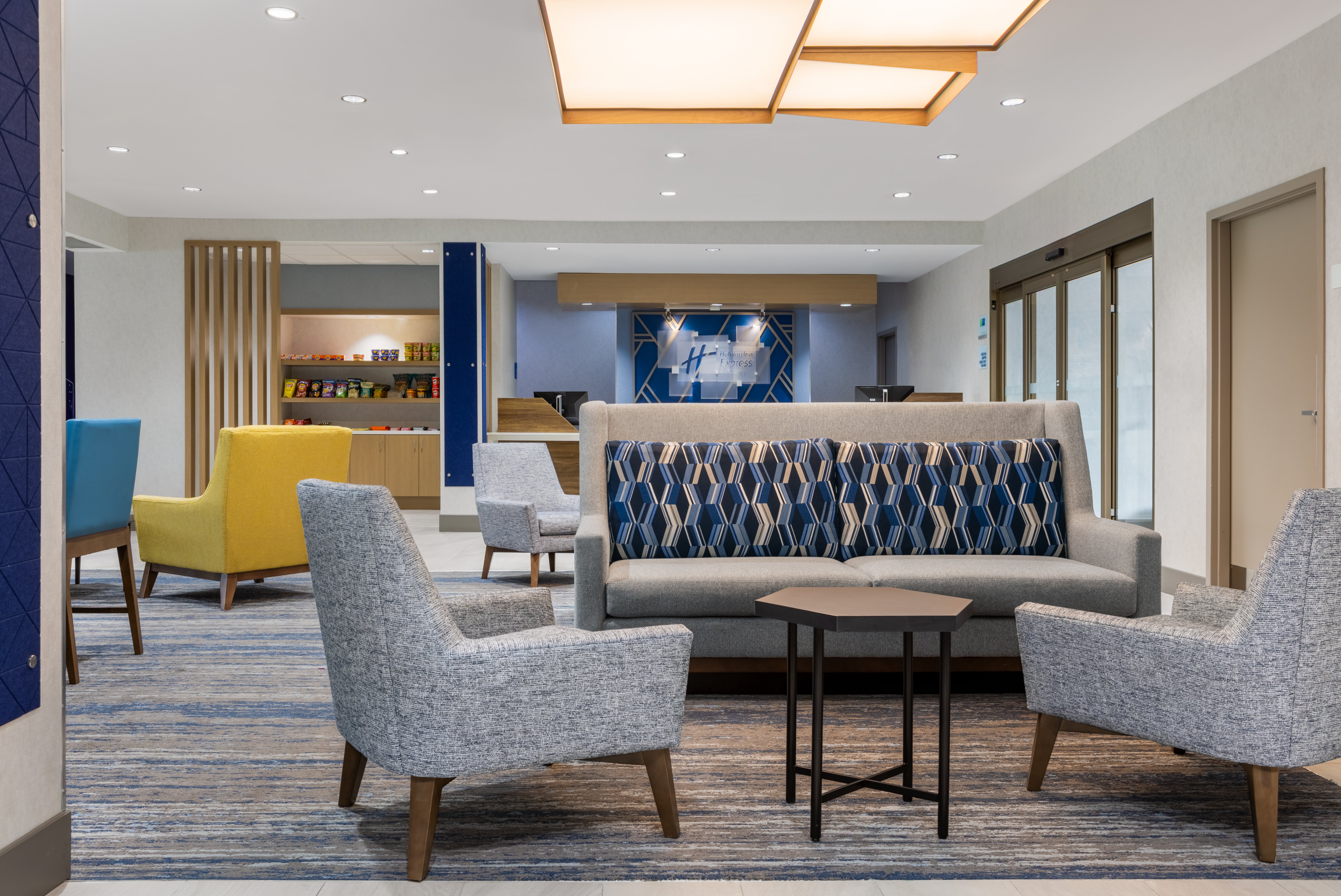 holiday inn express and suites ottawa east orleans