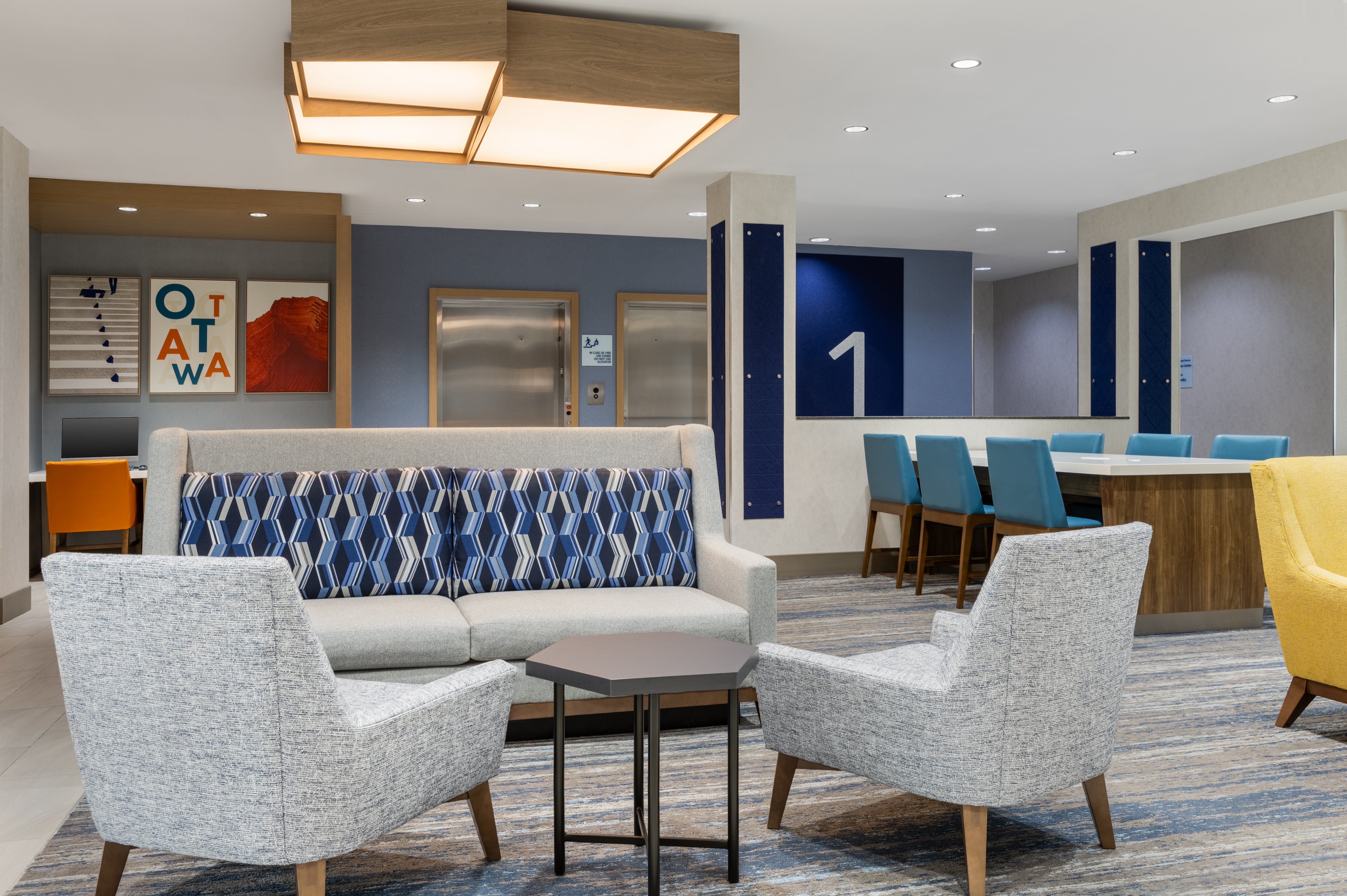 holiday inn express and suites ottawa east orleans