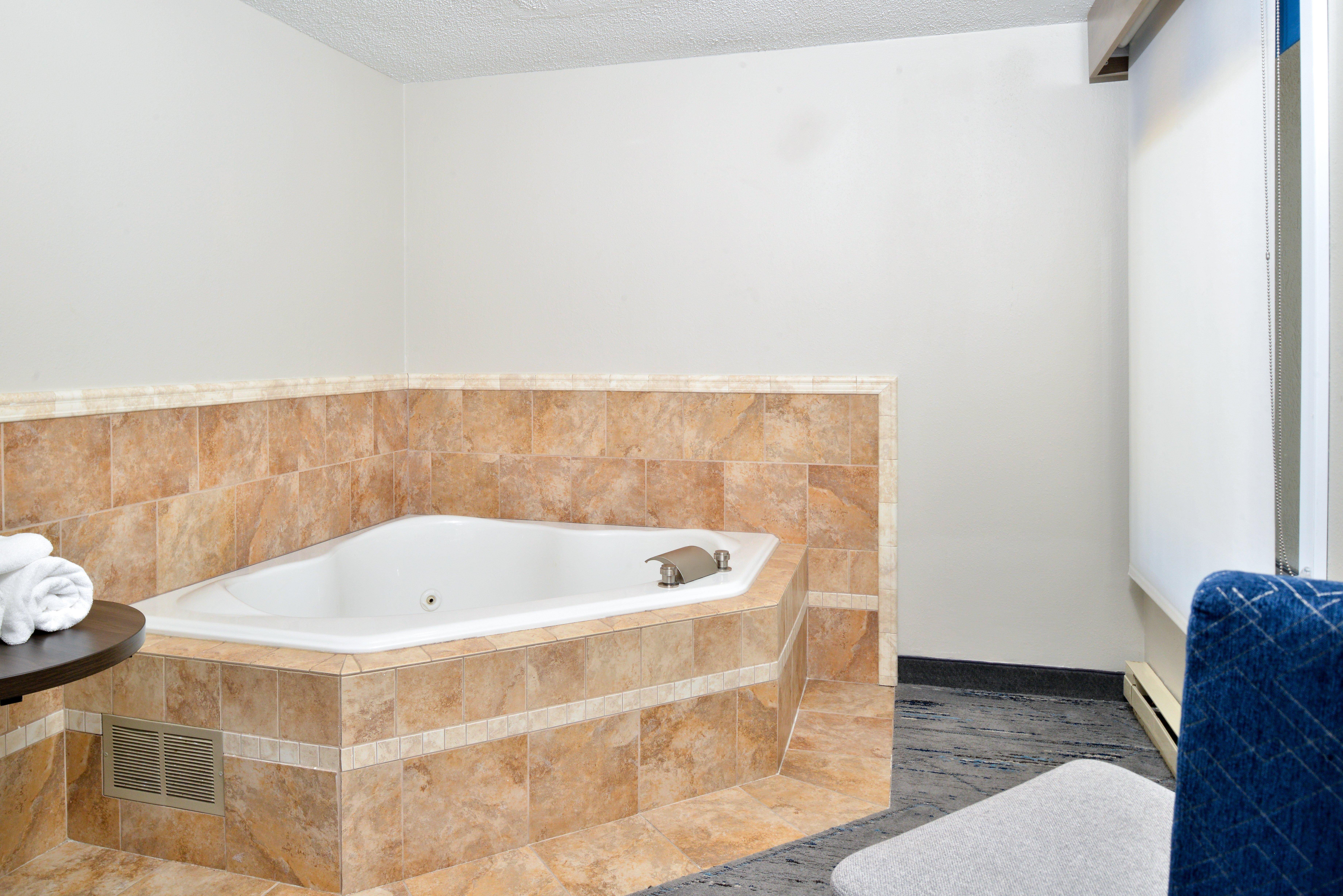 holiday inn express lewisburg new columbia by ihg