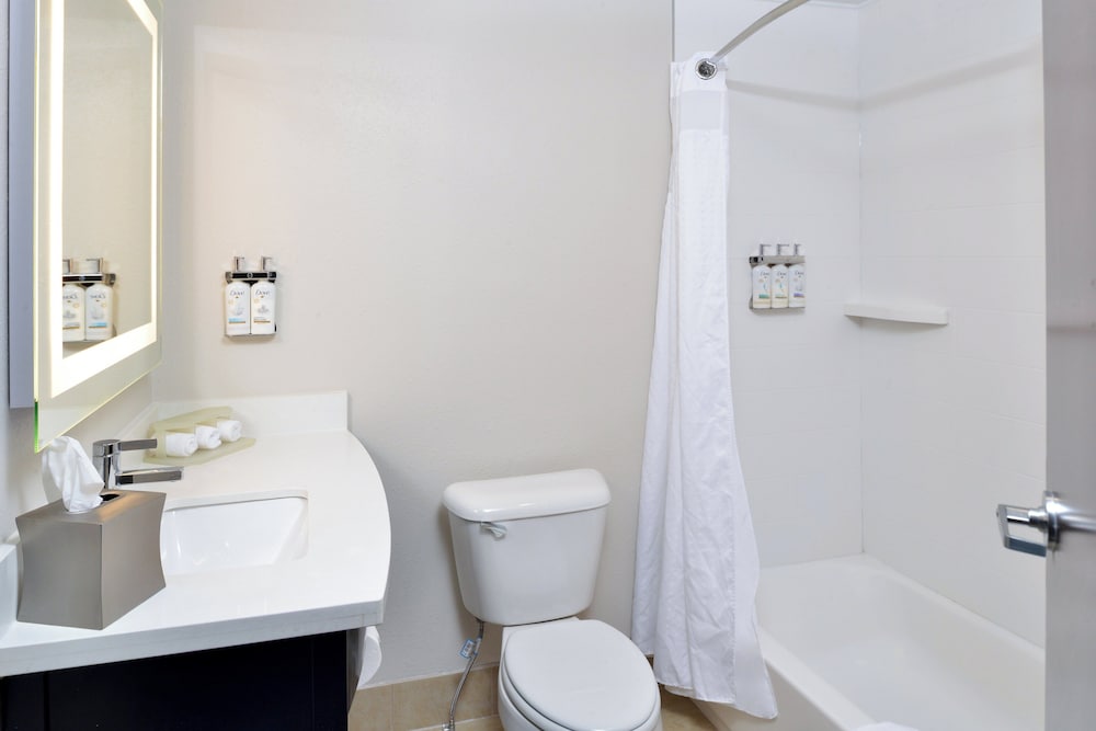 holiday inn express lewisburg new columbia by ihg