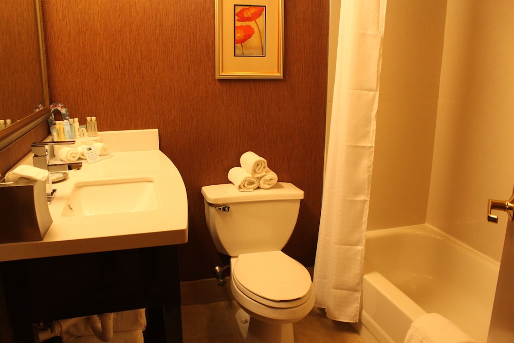 holiday inn express lewisburg new columbia by ihg