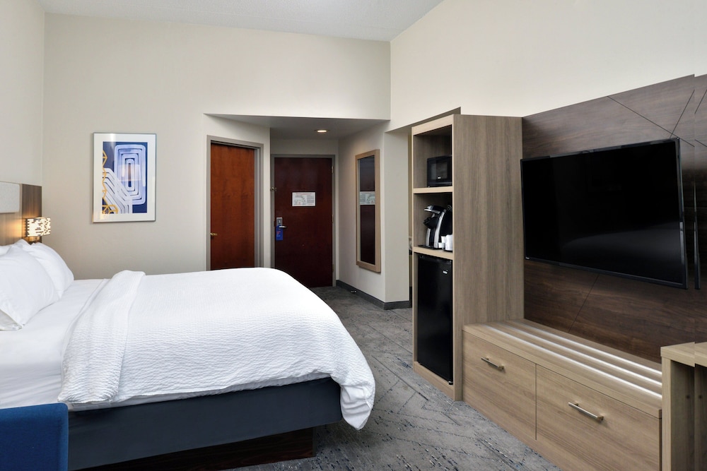 holiday inn express lewisburg new columbia by ihg