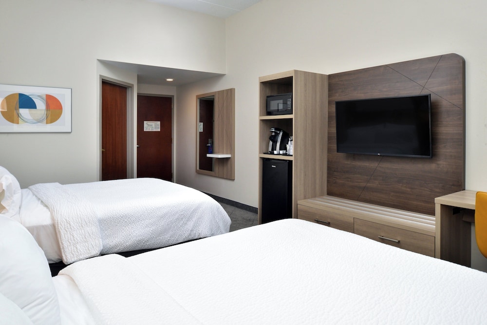 holiday inn express lewisburg new columbia by ihg
