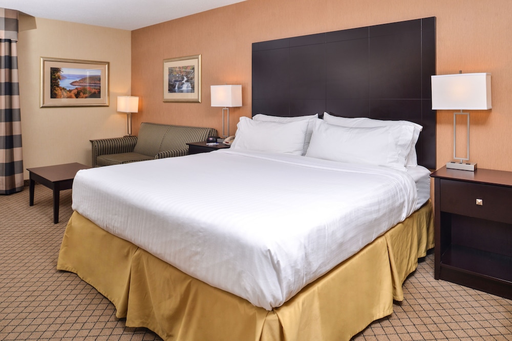 holiday inn express lewisburg new columbia by ihg