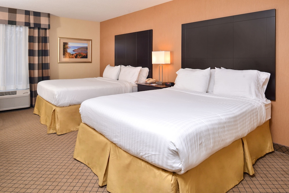 holiday inn express lewisburg new columbia by ihg
