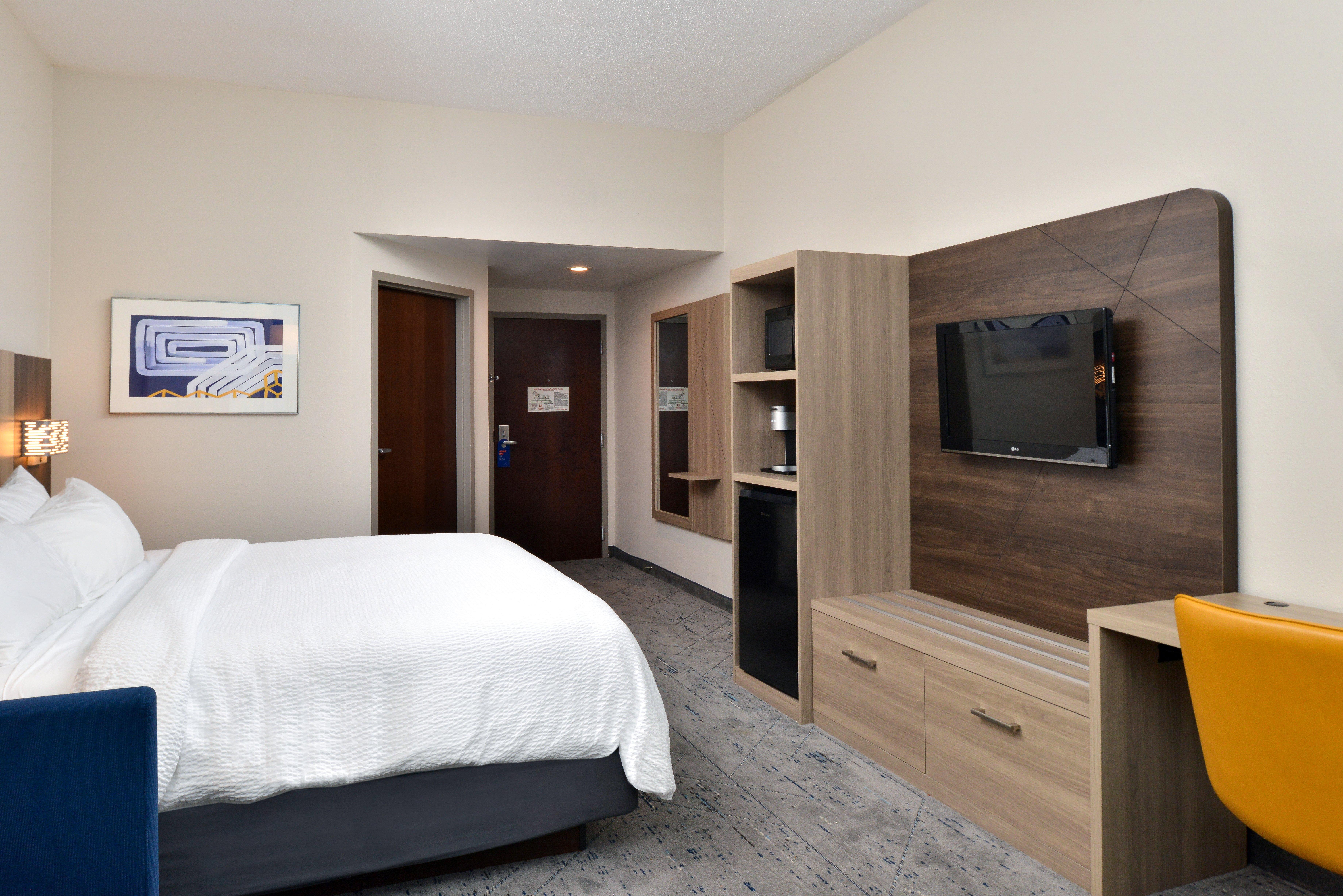 holiday inn express lewisburg new columbia by ihg