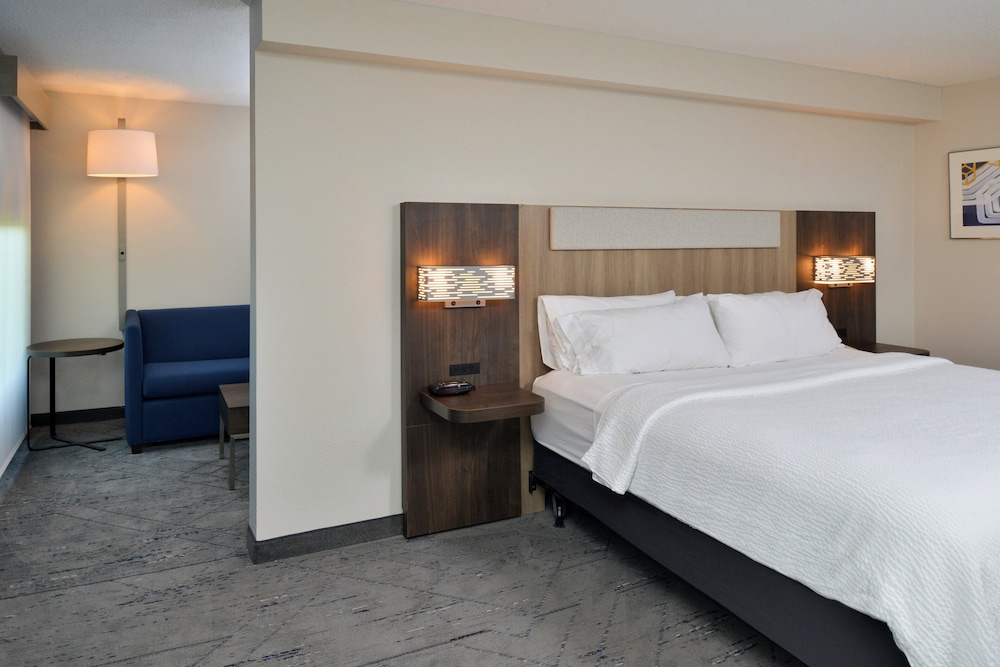 holiday inn express lewisburg new columbia by ihg