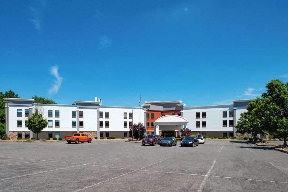 holiday inn express lewisburg new columbia by ihg
