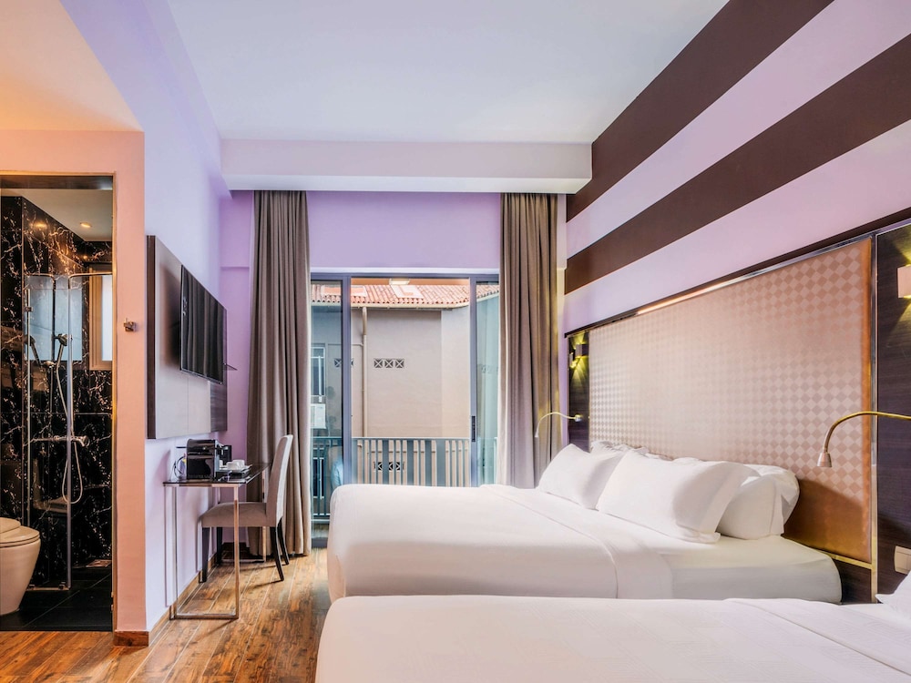 mercure singapore tyrwhitt
