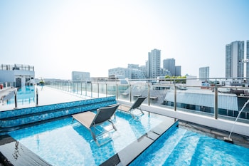mercure singapore tyrwhitt