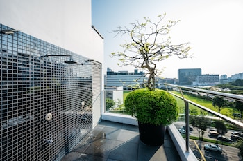mercure singapore tyrwhitt