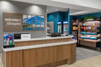 Hampton Inn & Suites Coconut Creek,Boca Pointe>>Aventura,3 star