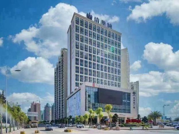 rezen longuu hotel maoming xinyi education city