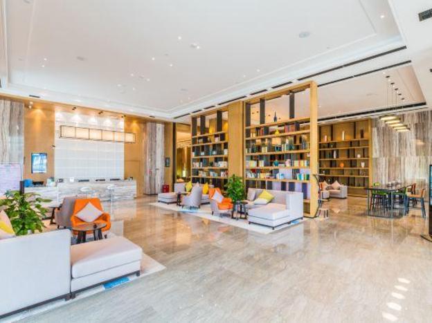 rezen longuu hotel maoming xinyi education city