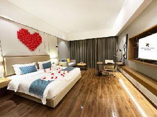 rezen longuu hotel maoming xinyi education city