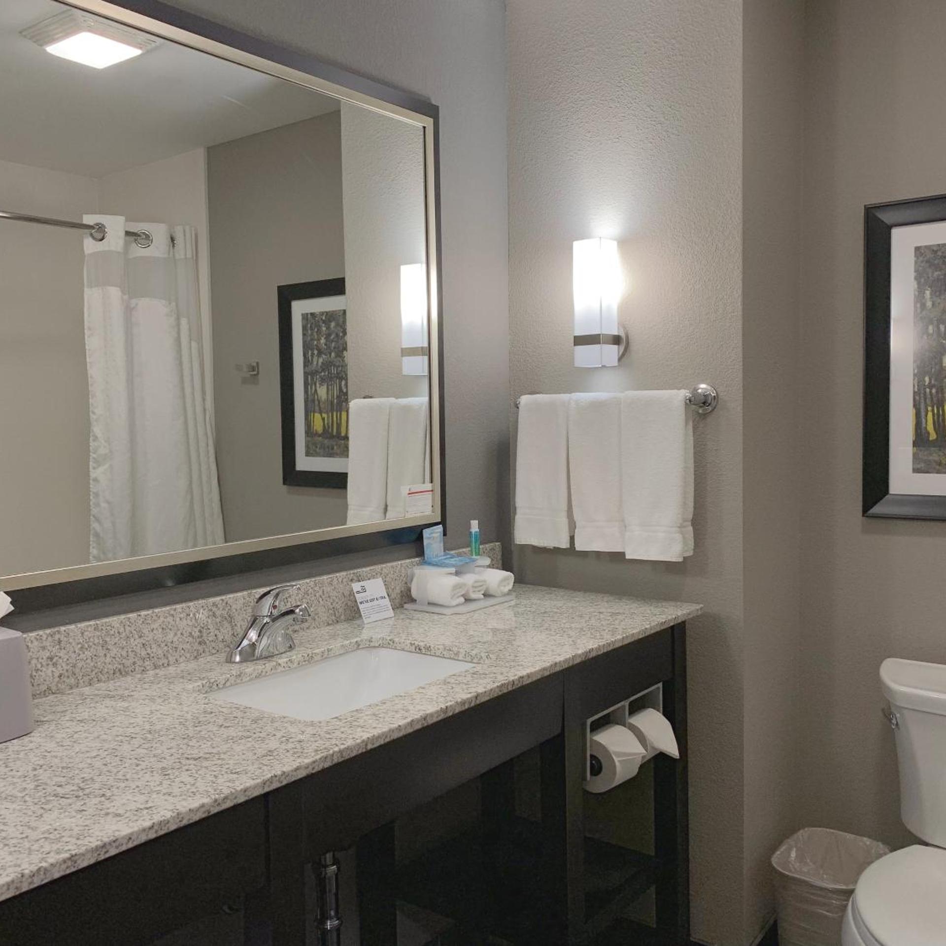 holiday inn express and suites madison central by ihg