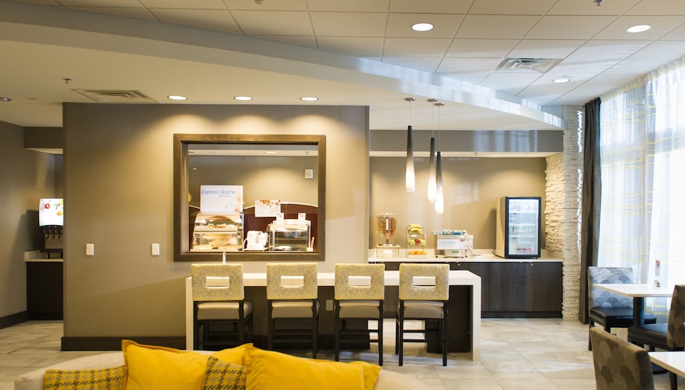 holiday inn express and suites madison central by ihg