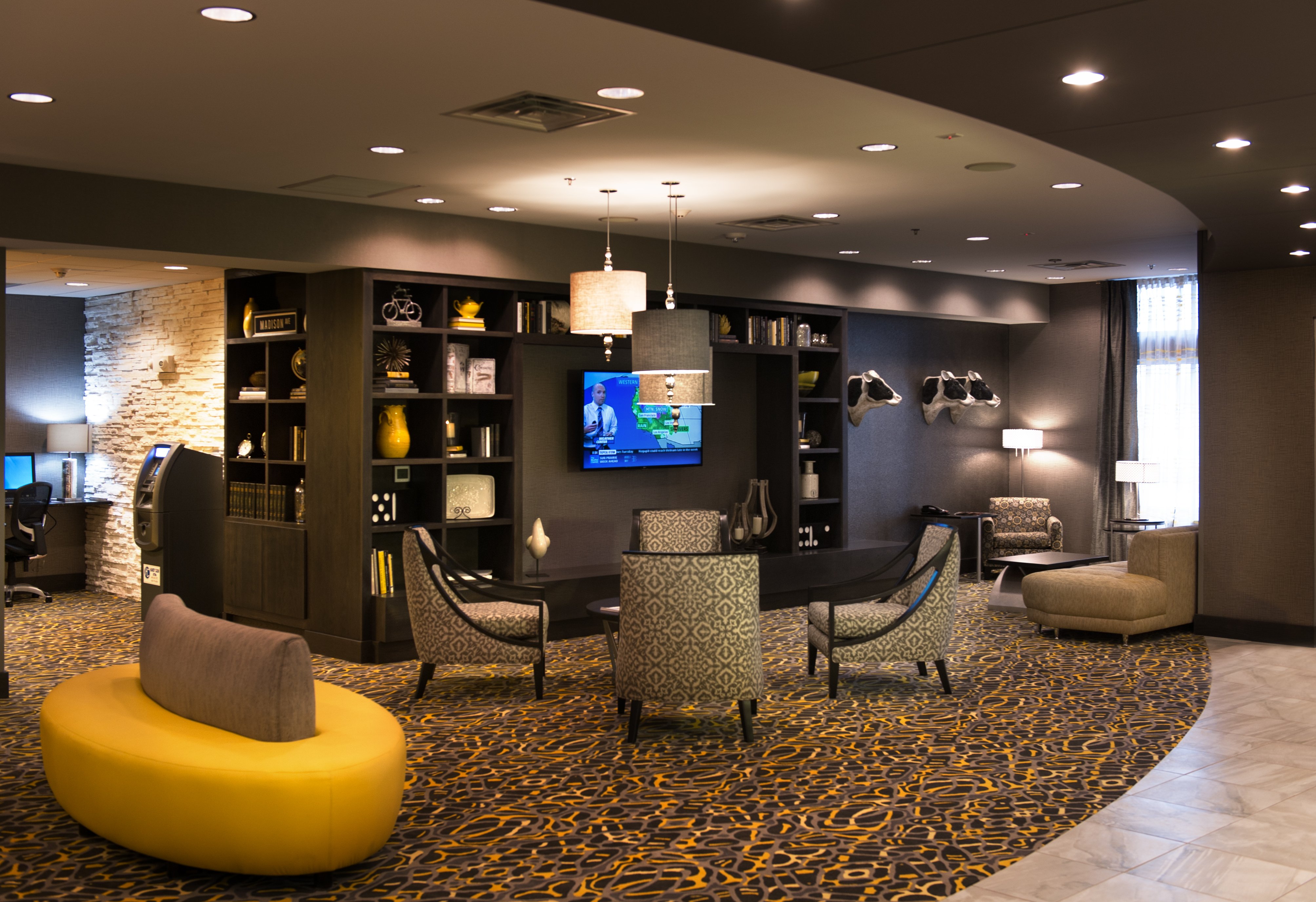 holiday inn express and suites madison central by ihg
