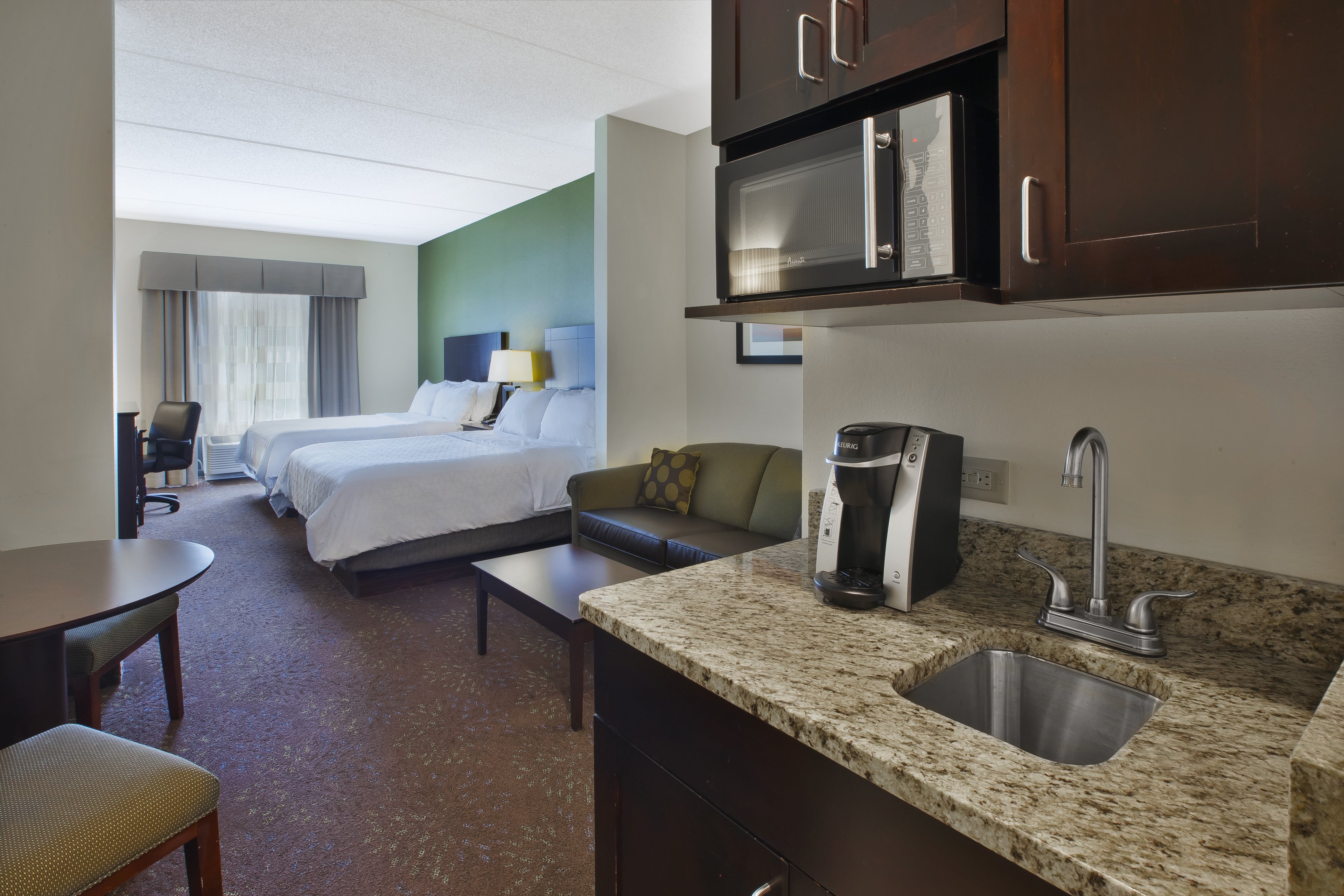 holiday inn express and suites geneva finger lakes by ihg