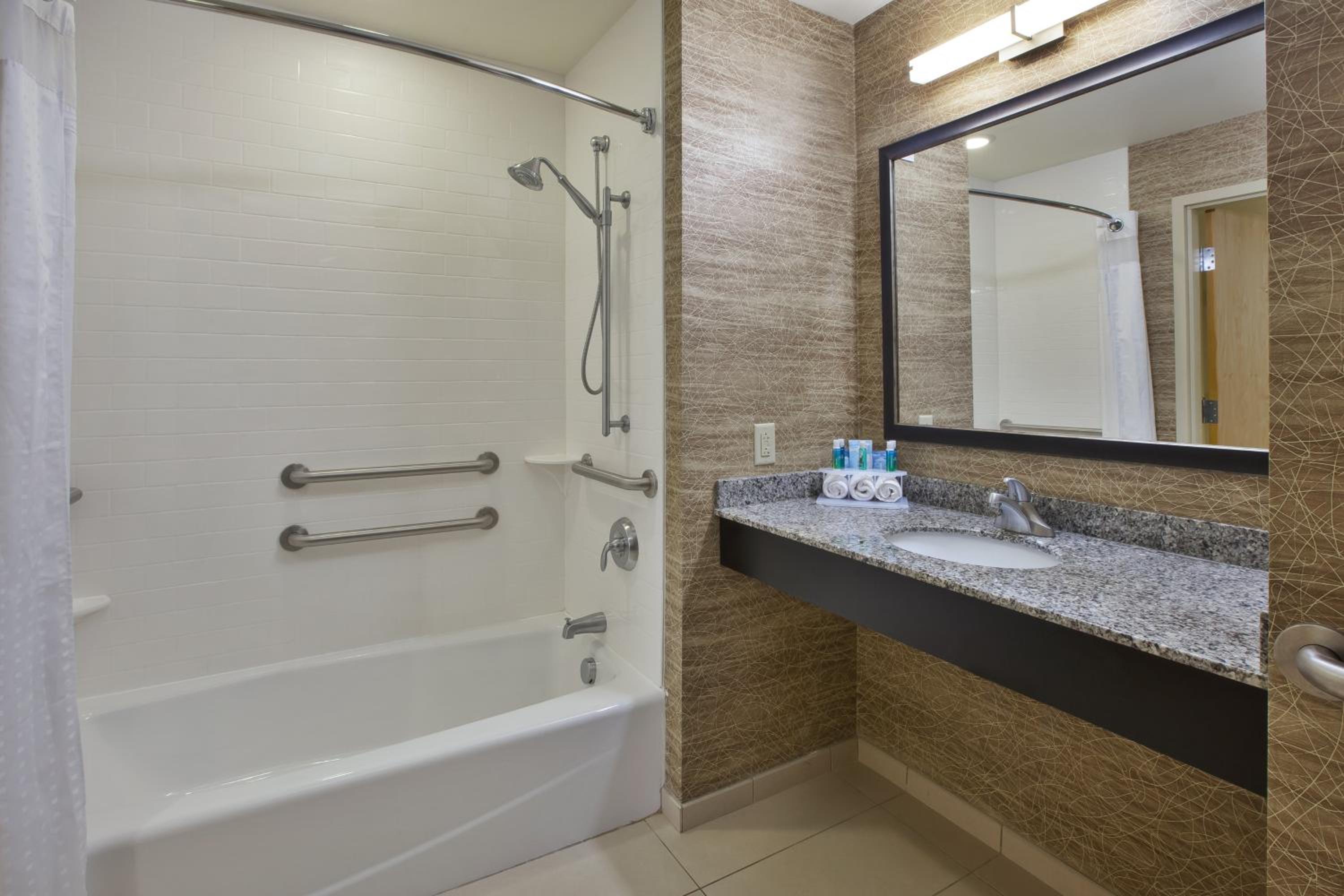 holiday inn express and suites geneva finger lakes by ihg