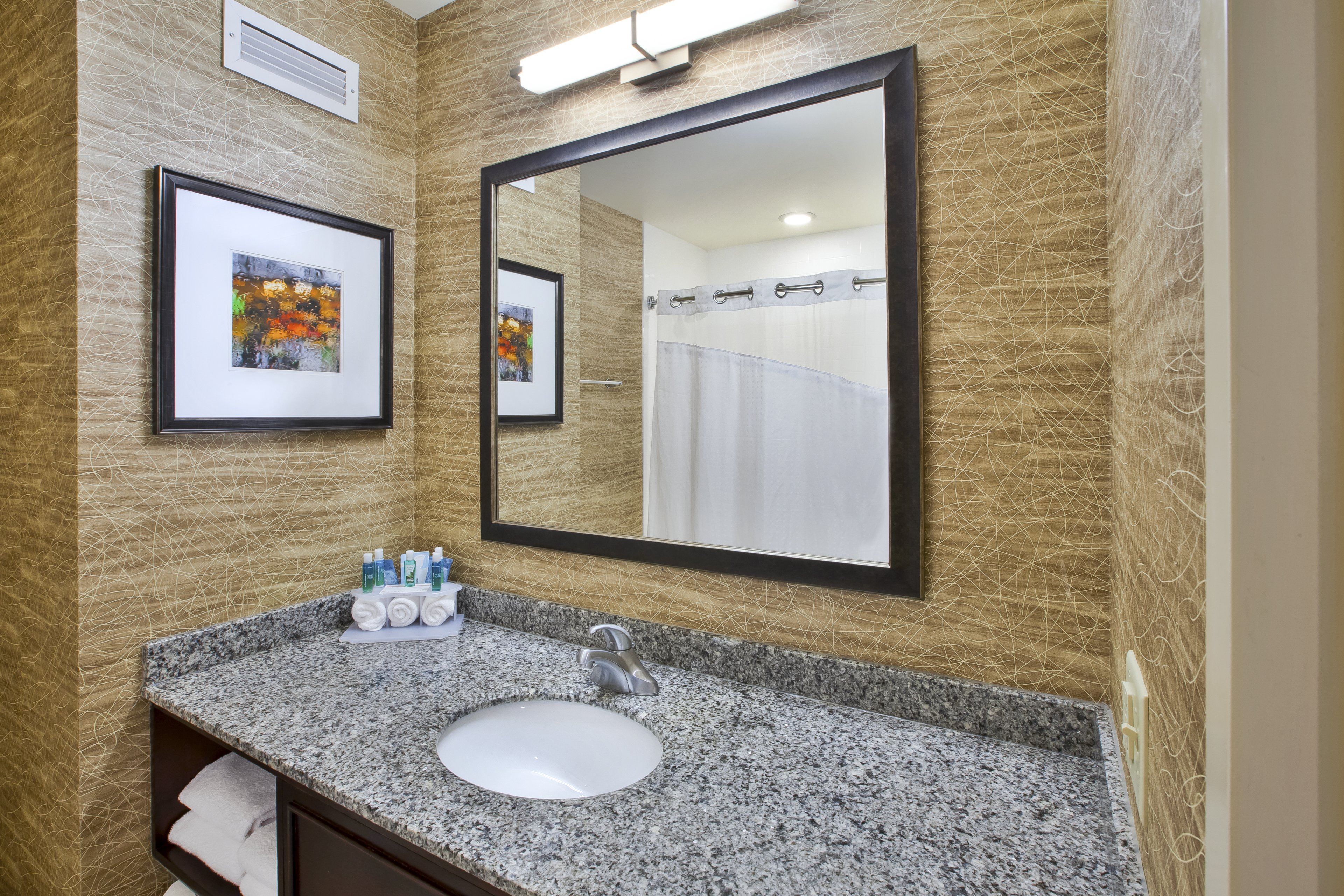 holiday inn express and suites geneva finger lakes by ihg