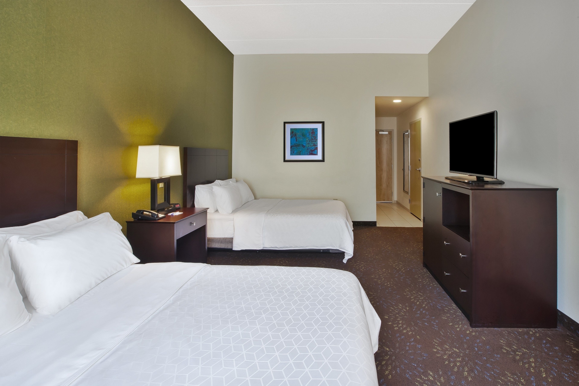 holiday inn express and suites geneva finger lakes by ihg