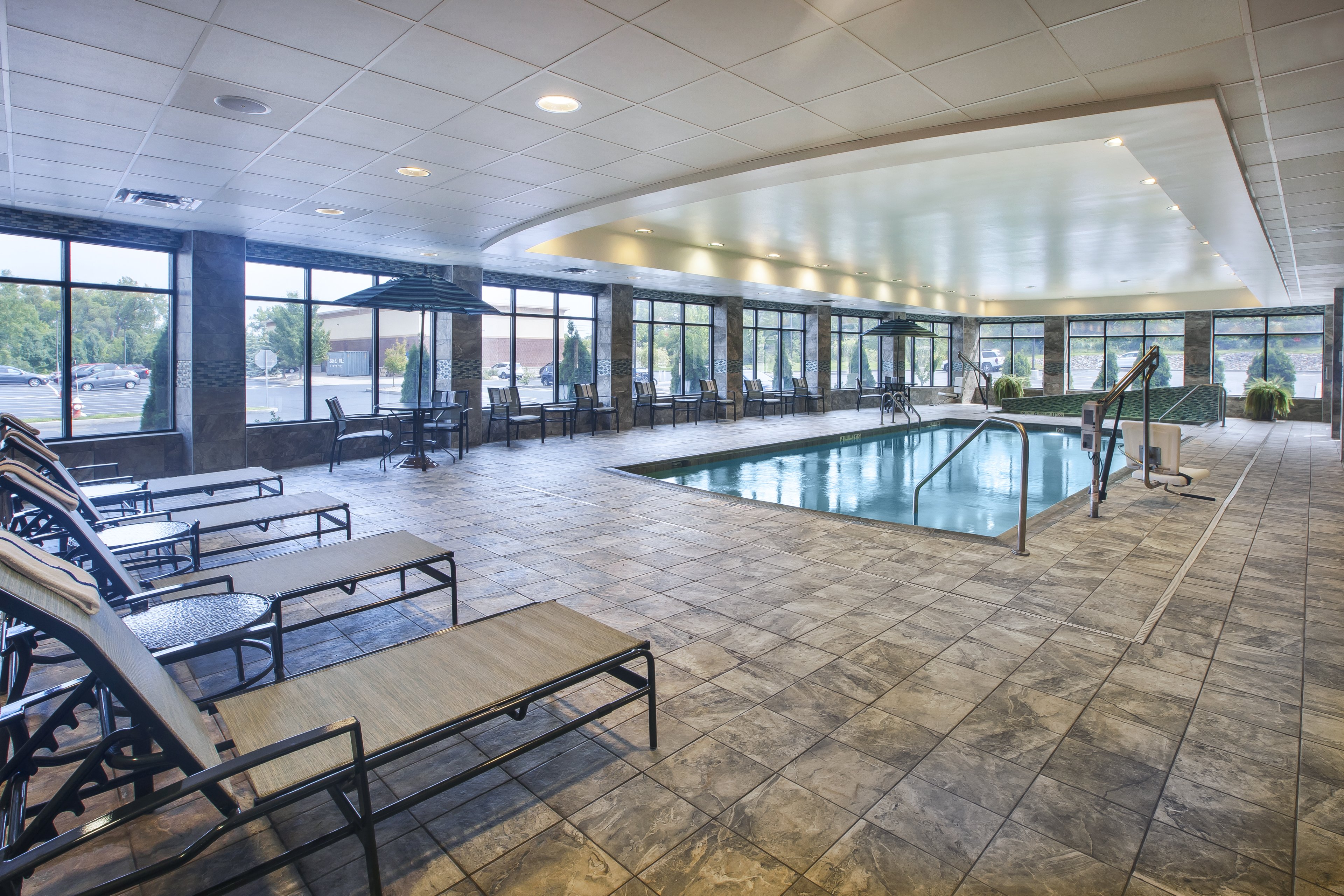 holiday inn express and suites geneva finger lakes by ihg
