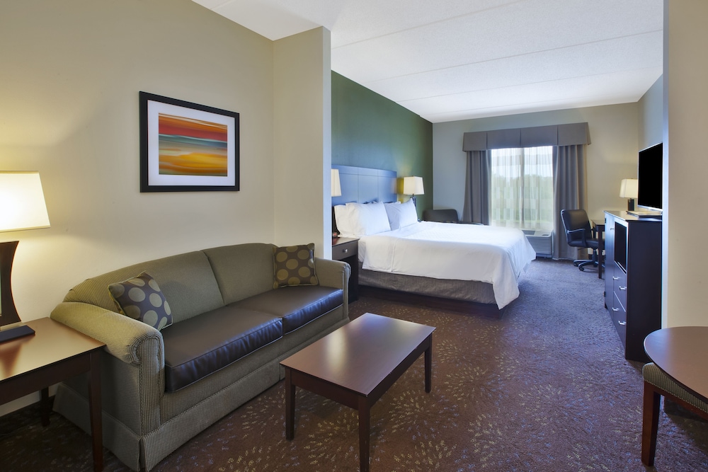 holiday inn express and suites geneva finger lakes by ihg