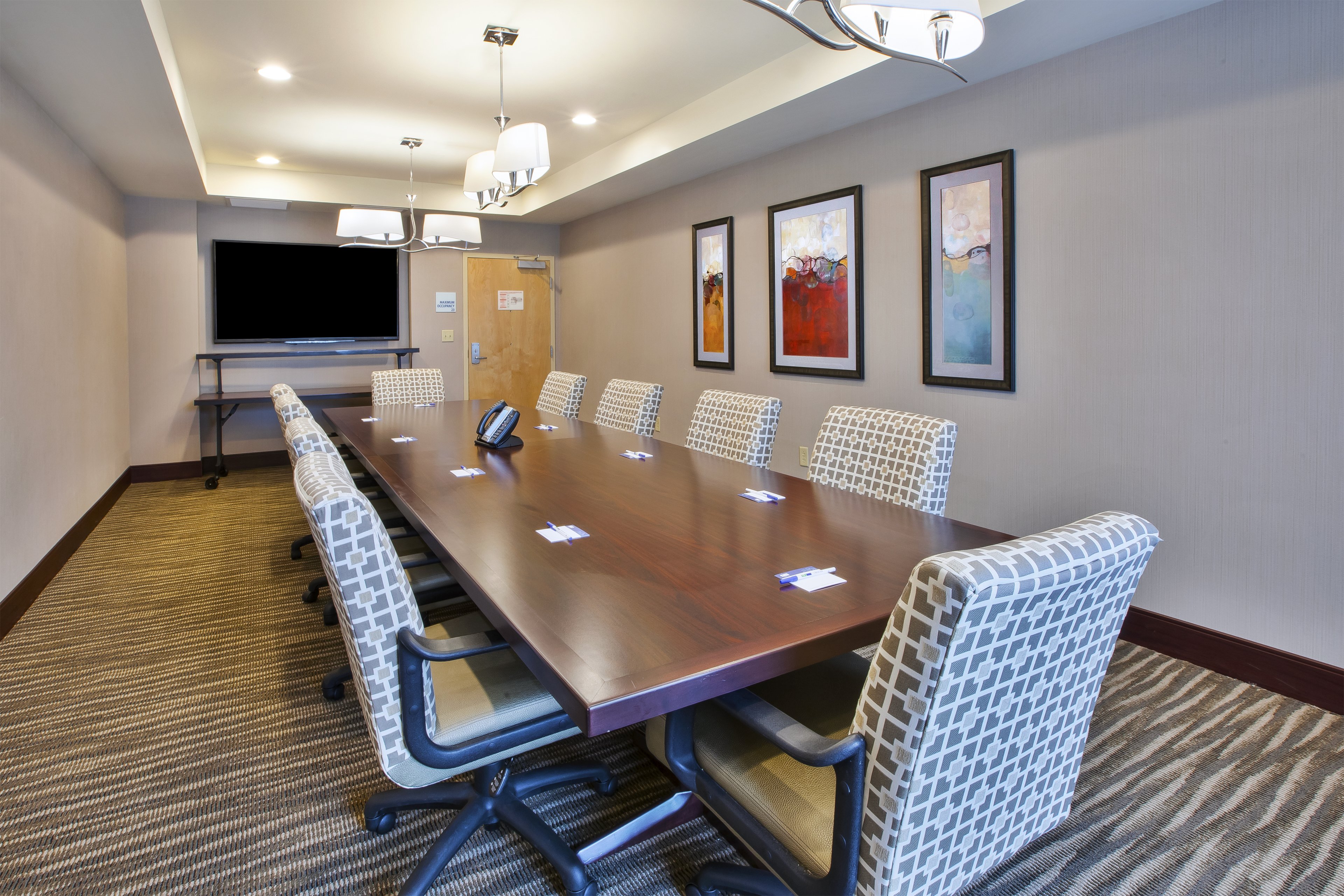 holiday inn express and suites geneva finger lakes by ihg