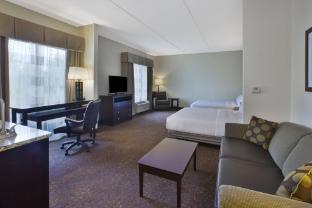 holiday inn express and suites geneva finger lakes by ihg